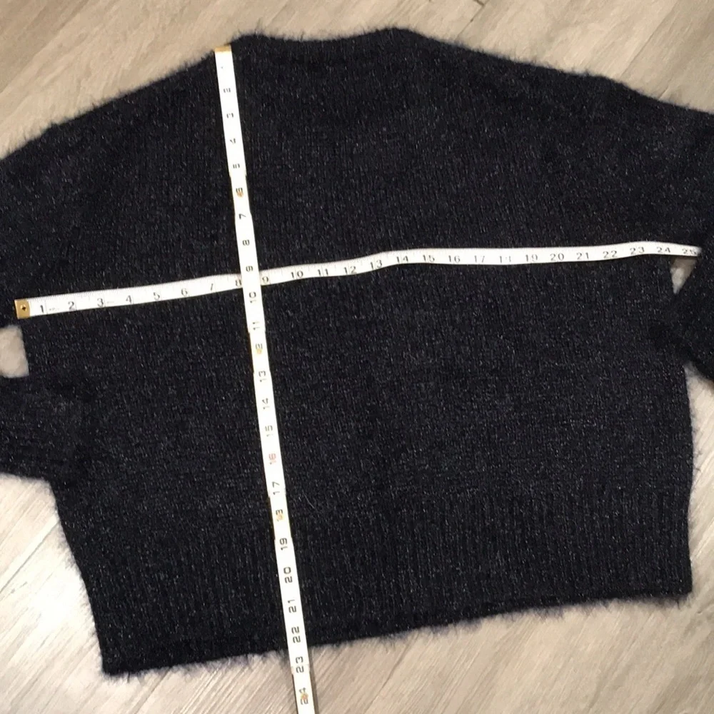 Prologue Black Round Neck Oversized Eyelash Sweater size‎ XS